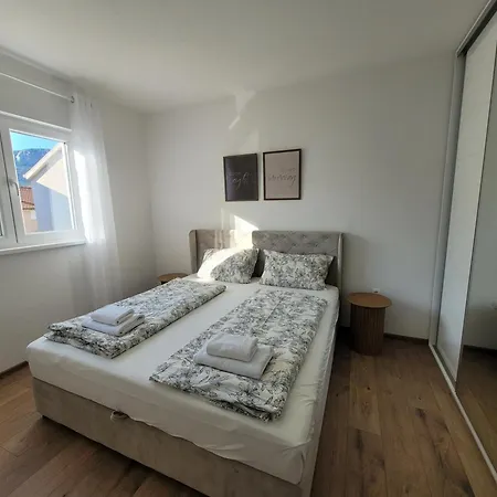 Self Check-in, Free Parking Mostar